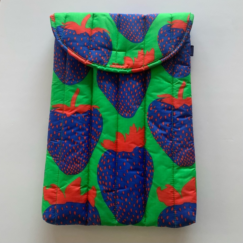gucci Electric Strawberry Laptop Sleeve Pouch